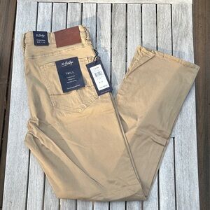 34 Heritage Men’s Twill Chinos in Khaki
